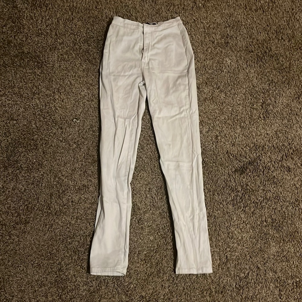 skinny jeans ; white